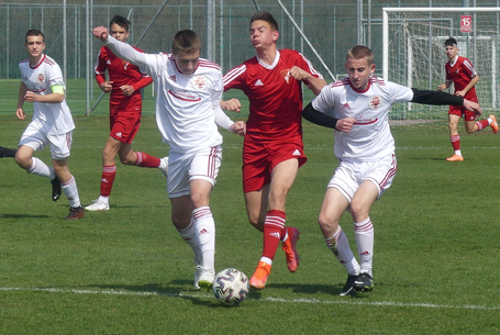 Felvértezve a visszavágás vágyával