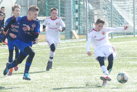 Harcban a második helyért