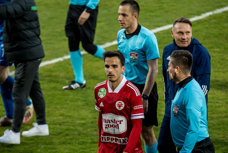 Két védő, két válogatottban