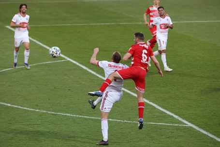 A hazai pálya átka