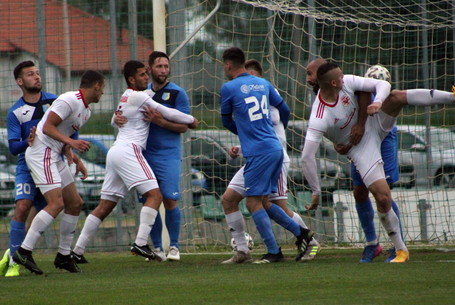 Pozitív töltettel a szünetre