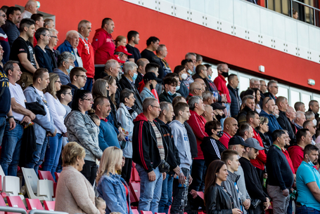 Várjuk konzultációra a bérleteseket!