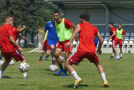 A hőséggel is küzdenek