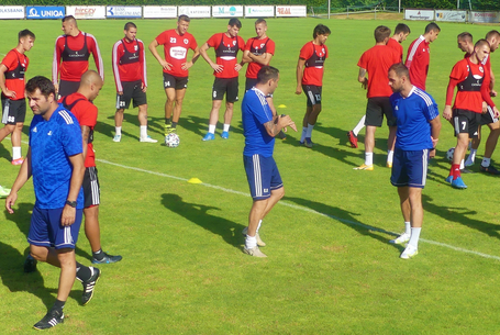 Ötödikek egymás között