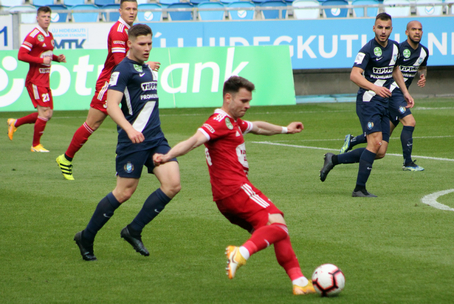 Péntek 13-án is pályán leszünk