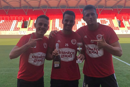 Díjat kapott a meccs legjobbja