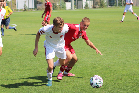 Két győzelem, egy döntetlen, két vereség