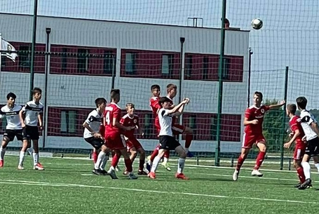 Nyeretlenül a Munkács ellen