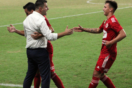 Álomszerű debütálás