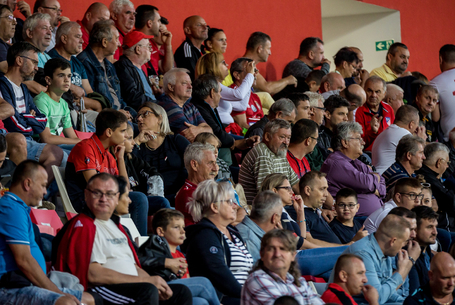 Folytatódó jegyértékesítés