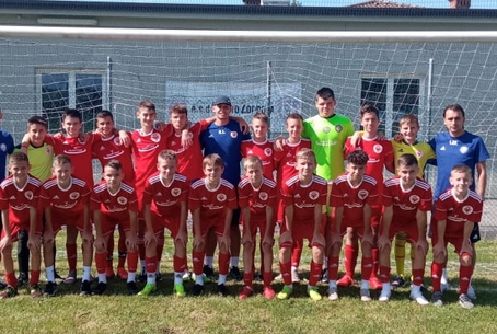 Egy-egy győzelem és vereség a rajton