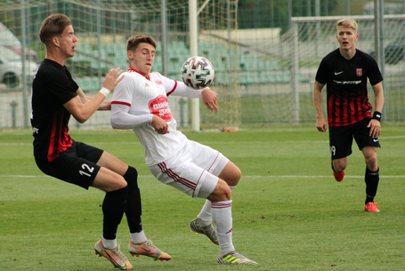 Több szép sorozat veszett oda