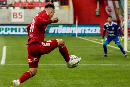 Újabb mérföldkő: kezdőként a válogatottban!