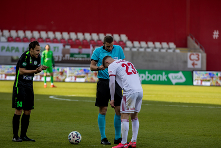 A harmadik tizenegyes