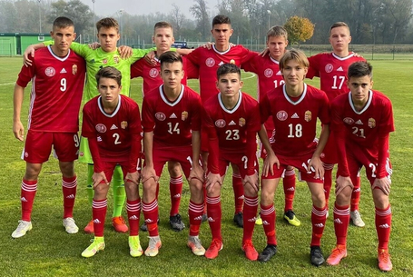 A kezdőcsapatban kapott helyet