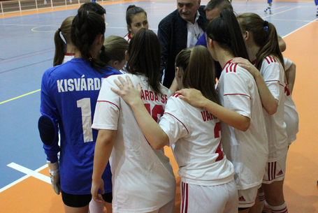 Fölényes siker Cigándon