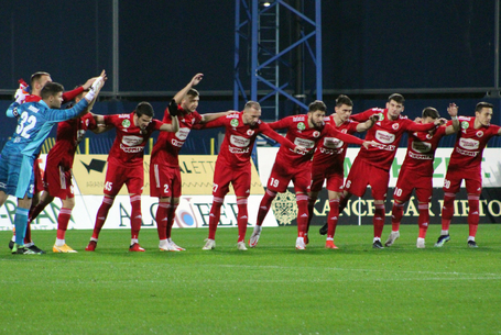 Kevés hiányzott az előzéshez