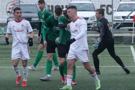 Hátrányból fordítva nyertek