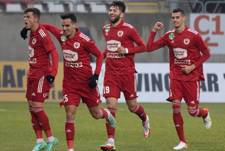 Tíz játékos a góllövőlistán