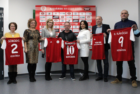 Sportfelszerelések köszönetünk jeléül