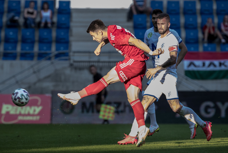 Nagy esély a kezünkben