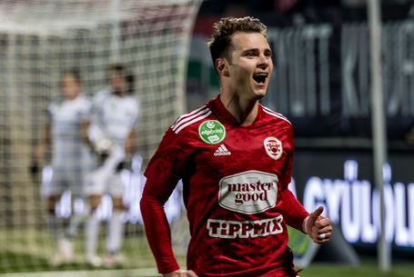 A közvetlen élmezőnyben