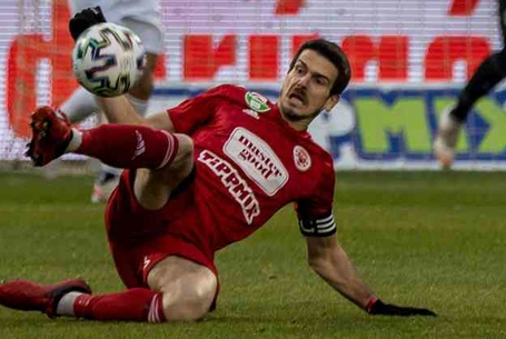 Teljes felépülést, Szimó!