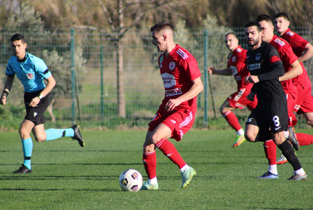 Megvan a harmadik ellenfél is