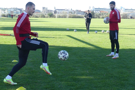 Mindent az első bajnokinak rendelünk alá