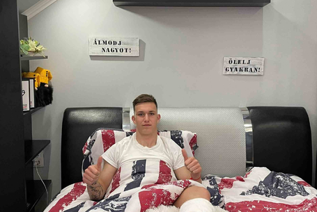 Reccsent a csont, zsibbadt a boka