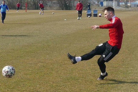 Gőzerővel, végre napsütésben