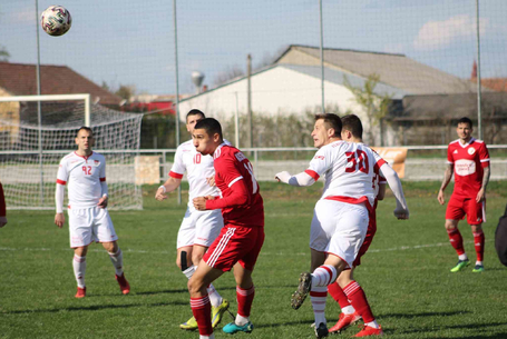 Az első negyedórában eldőlt