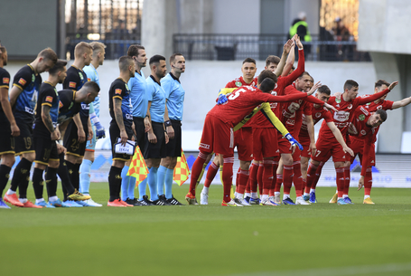 Kapitányként beválogatva