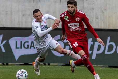 Belső védőink egymást váltogatják