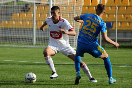 Megszorongatott bajnok