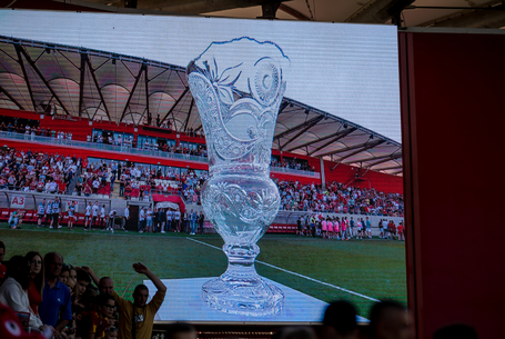 Kisfilmen az éremavató mérkőzés