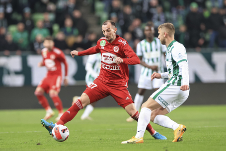 Legalább egyszer mindenki legyőzve