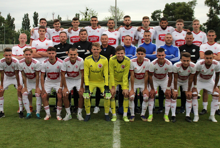 Zárás a hatodik helyen