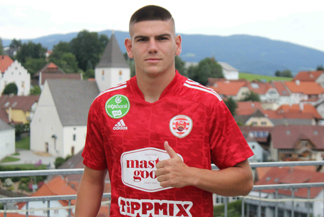 Északmacedón támadót szerződtettünk