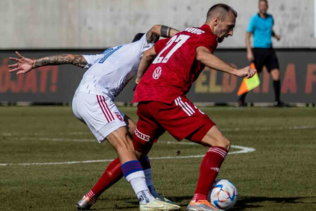 Hárman is dupláztak a válogatottakban