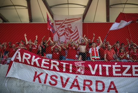 Jegyek a következő két bajnokira