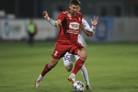 „A kis Stefánia támogatni fogja apát”