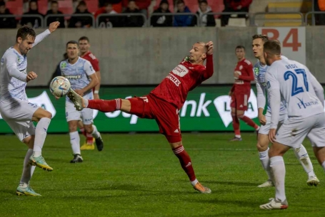 Formán kívül futballoztunk