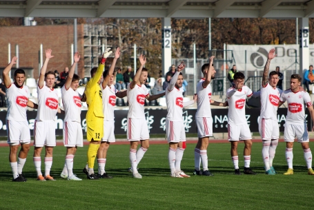 A DEAC elleni döntetlen képekben