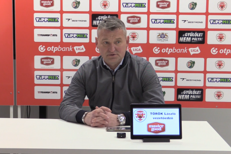 Mérkőzés utáni sajtótájékoztató