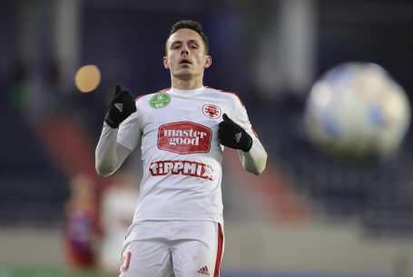 A négy közé jutás a tét