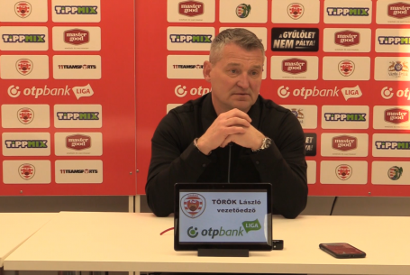 Mérkőzés utáni sajtótájékoztató