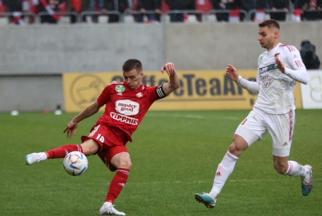 Nagy fölény, kevés helyzet