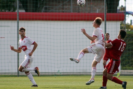 Fel kell venni a kesztyűt!