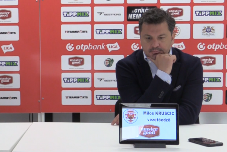 Mérkőzés utáni sajtótájékoztató